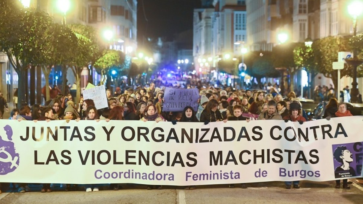 Manifestación en Burgos por el Día Internacional de la Eliminación de la Violencia contra la Mujer. ICAL