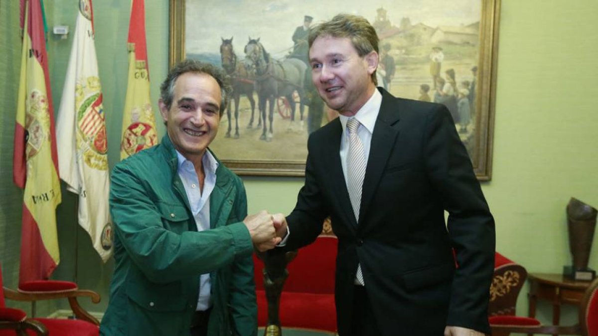 Ignacio del Río (hijo) y Javier Lacalle.-RAÚL G. OCHOA