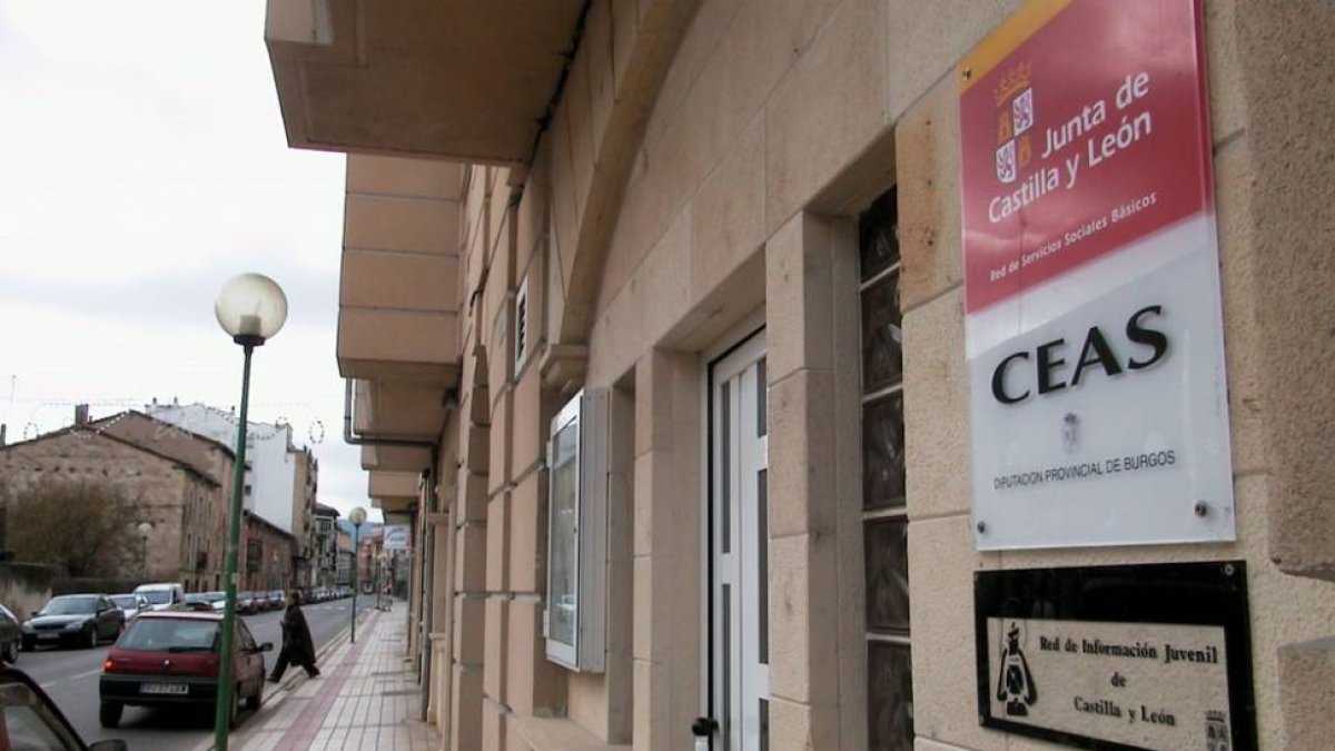 El servicio de Ayuda a Domicilio de la Diputación da cobertura a todo el territorio  desde los 21 ceas de la provincia.-ECB