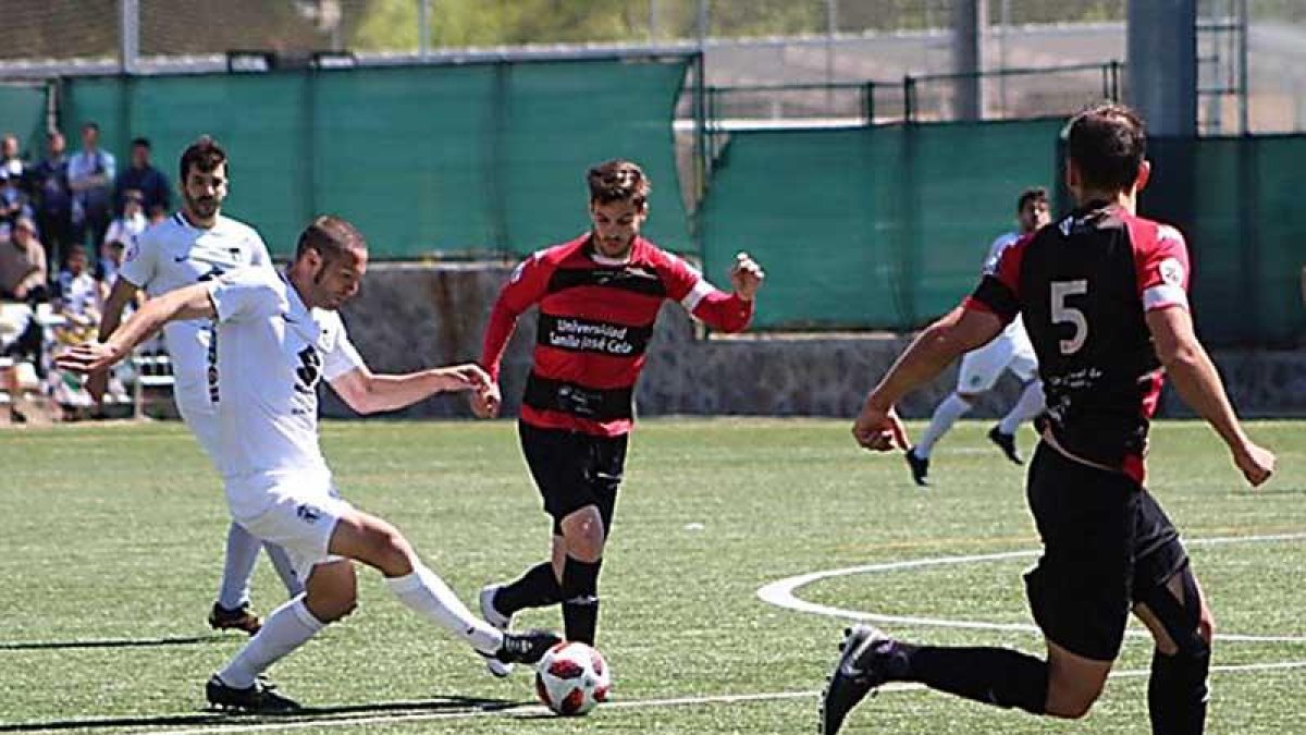 Diego Cervero marcó el gol de la victoria por segunda jornada consecutiva.-INTERNACIONAL DE MADRID - BOADILLA