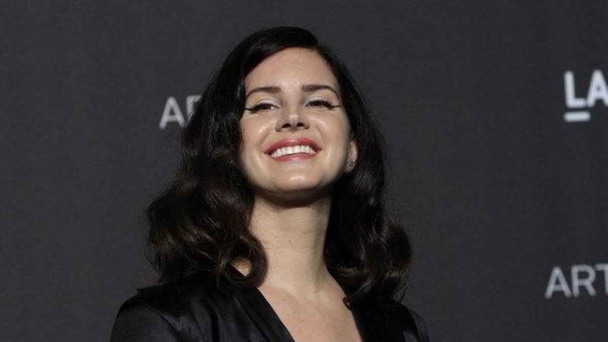La cantante Lana del Rey.-EFE / NINA PROMMER