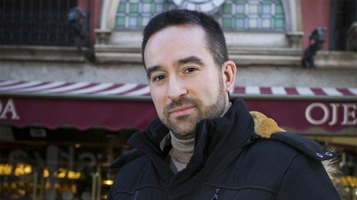 El escritor y periodista Ramón Lozano. TOMÁS ALONSO