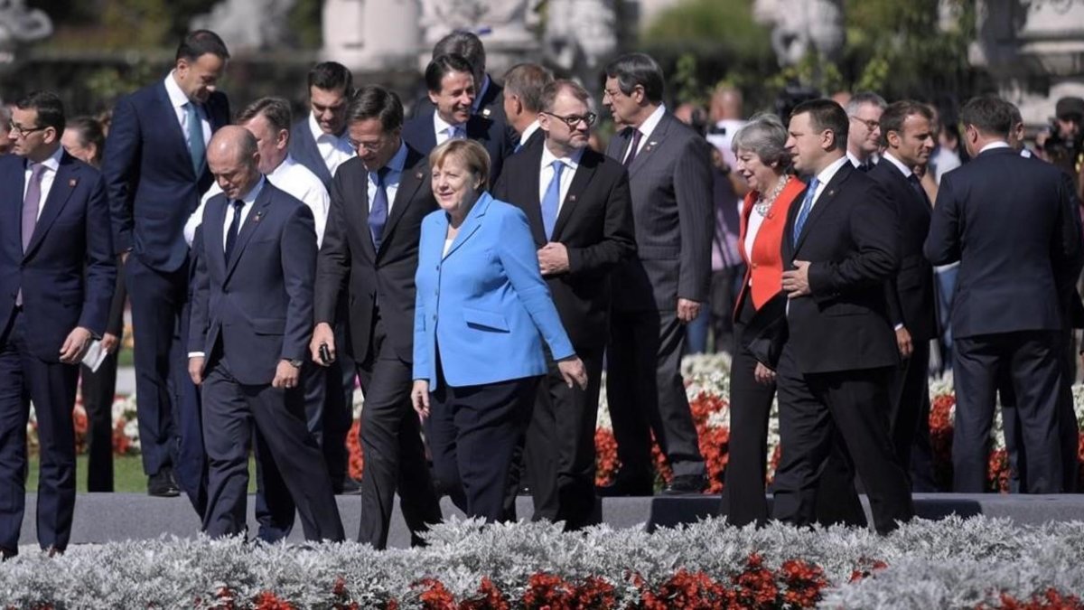 Líderes mundiales hoy en Salzburgo-CHRISTIAN BRUNA (AFP)
