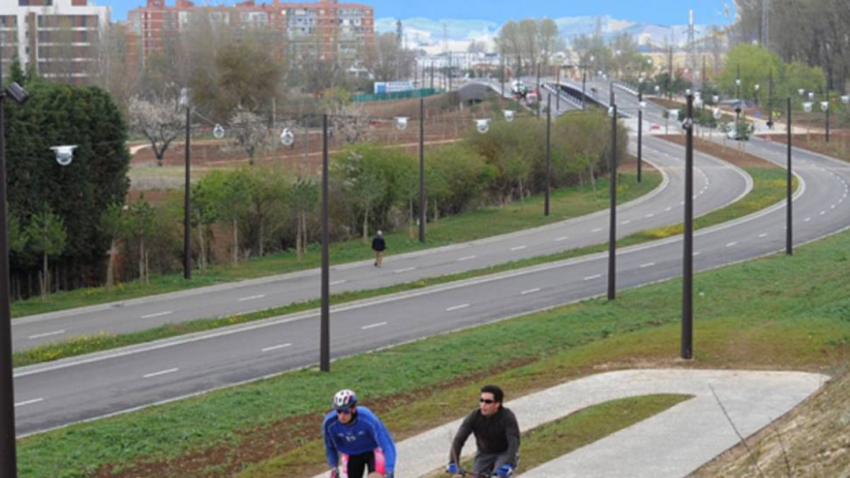 Bulevar de Gamonal, en las cercanías de Capiscol.-ISRAEL L. MURILLO