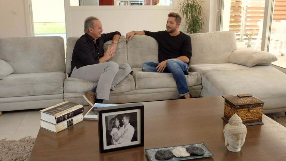 Bertín Osborne y David Bisbal, en 'Mi casa es la tuya'.-MEDIASET