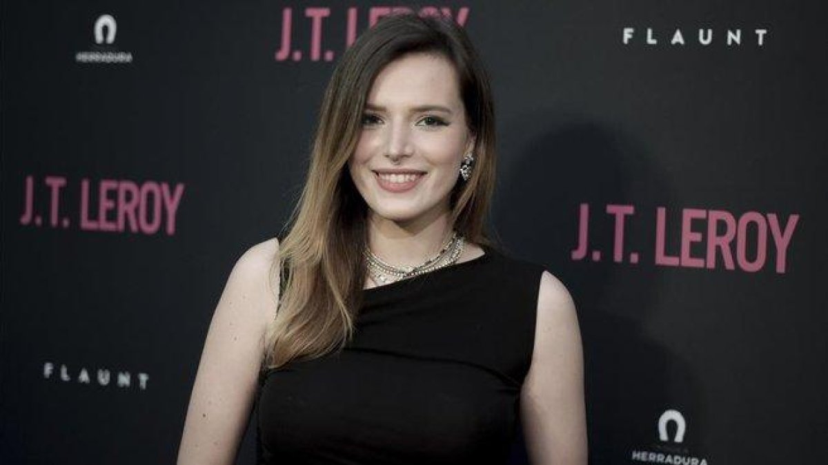 Bella Thorne durante la premiere de una película.-RICHARD SHOTWELL
