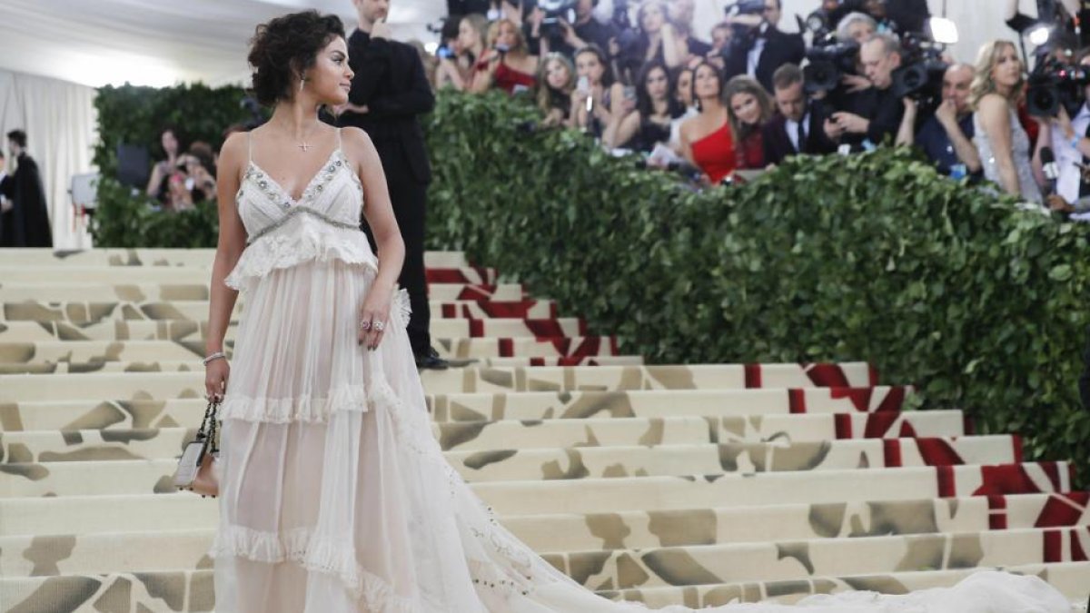 Selena Gómez, en la gala del MET-CARLO ALLEGRI