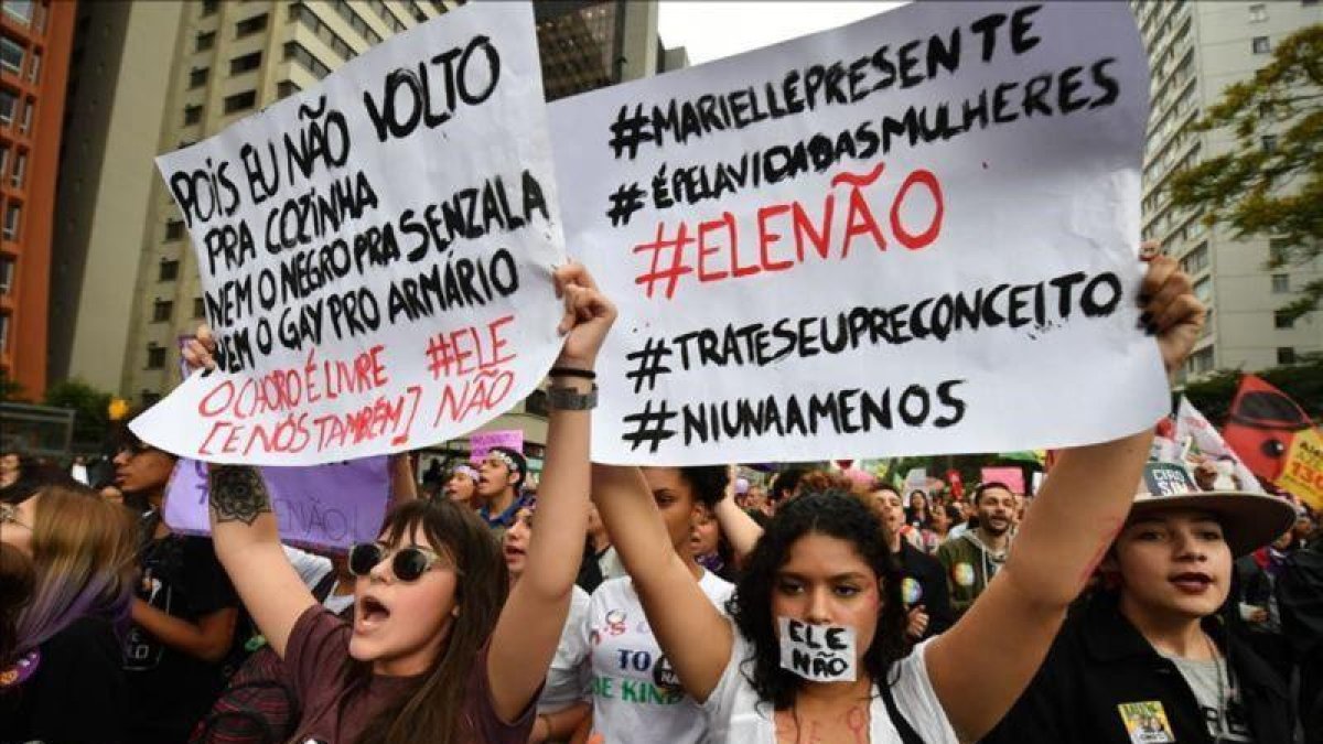 Marcha de mujeres el pasado 6 de octubre contra la candidatura del ultra Jair Bolsonaro, que parte como favorito en la segunda vuelta de las elecciones presidenciales de Brasil.-EL PERIÓDICO