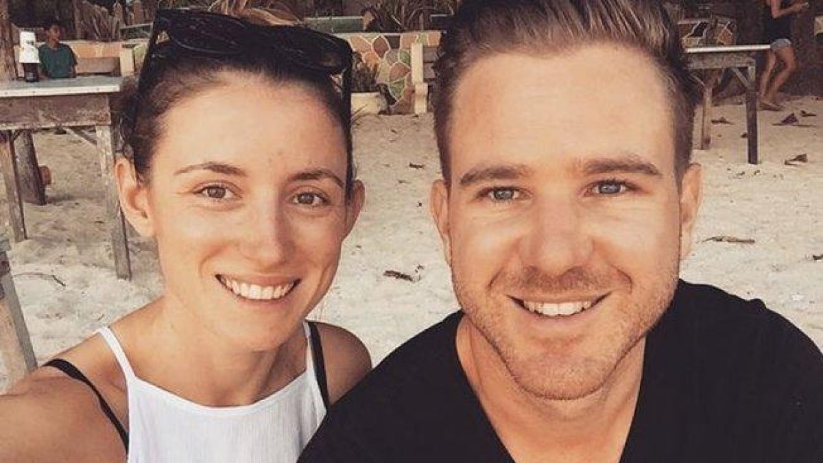 Jolie King y su novio Mark Firkin.-INSTAGRAM / JOLIE KING