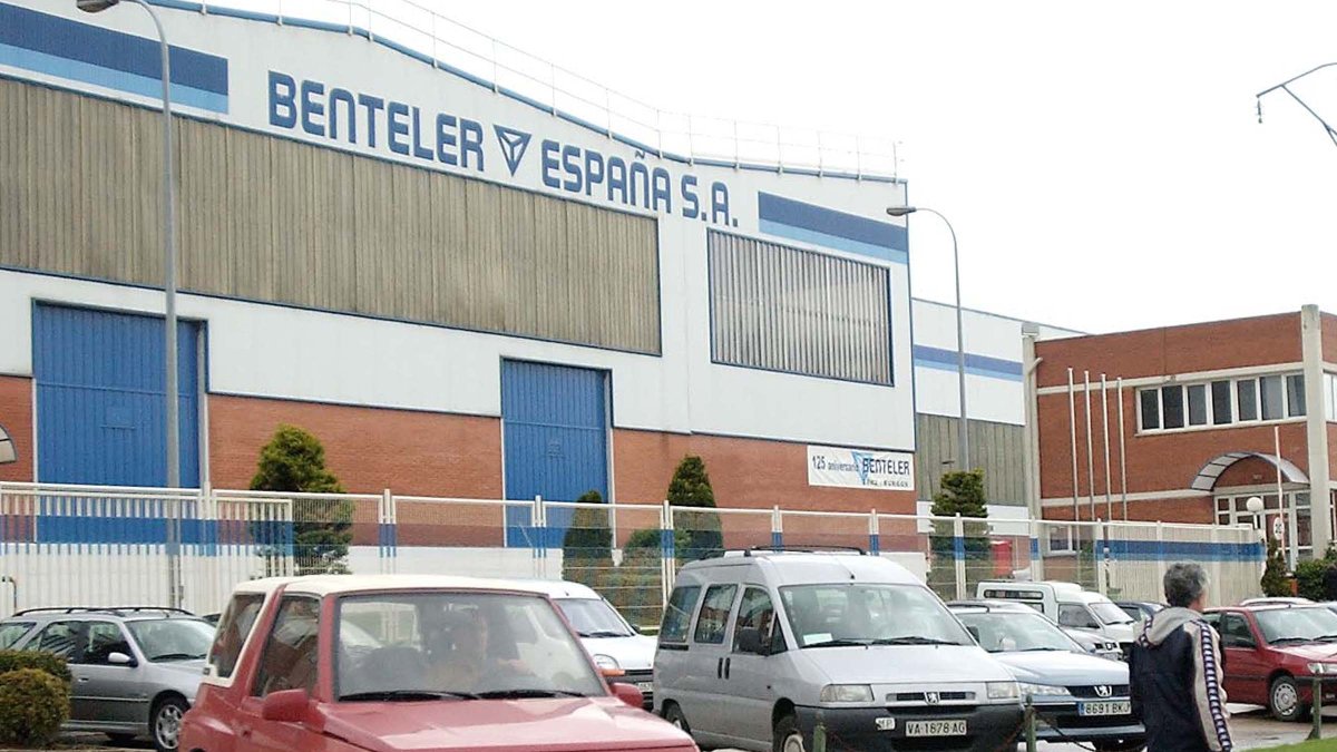 Imagen de la fábrica de Benteler. ISRAEL L. MURILLO