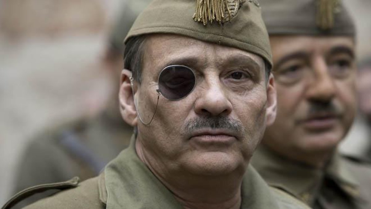 Fotograma de 'Mientras dure la guerra'.-EL PERIÓDICO