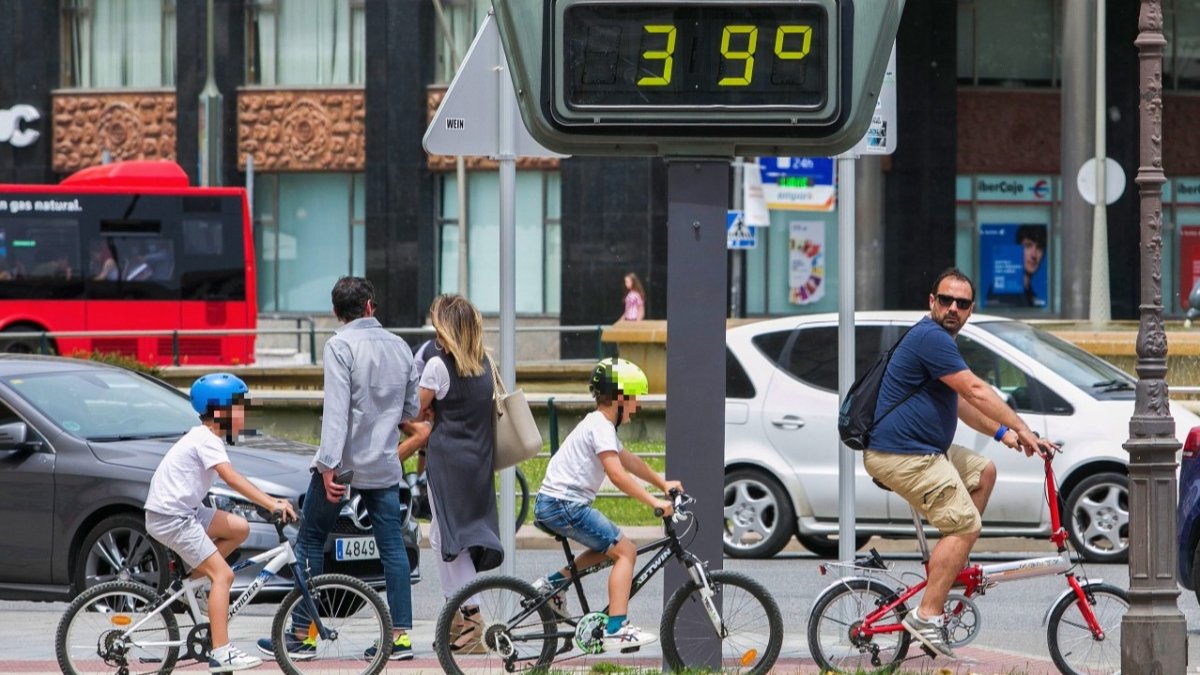 El día del Curpillos amanecerá a 21ºC y la máxima llegará a los 40ºC. TOMÁS ALONSO