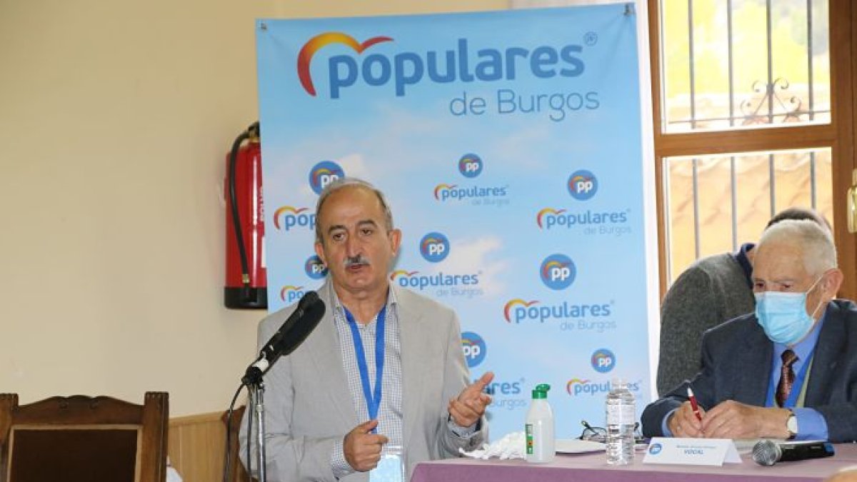 Ramiro Ibáñez ha sido eelegido como presidente comarcal del Partido Popular de Salas-Pinares. ECB