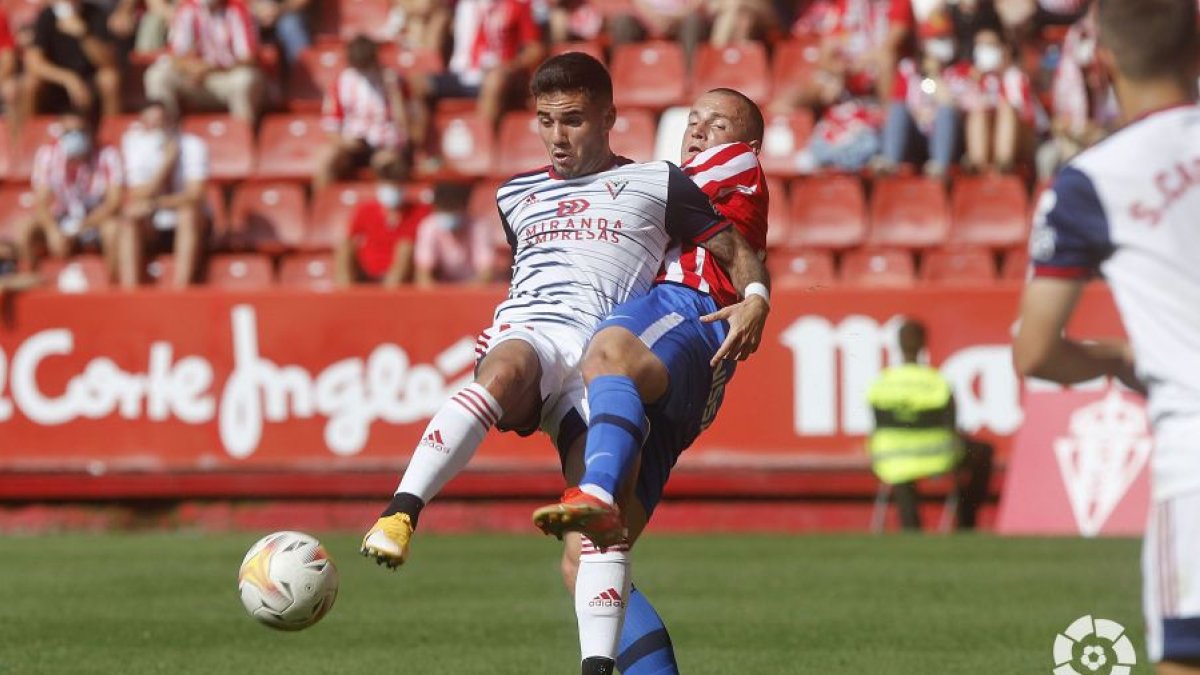 El Mirandés marcó a falta de ocho minutos el 2-1, pero no pudo empatar. LALIGA