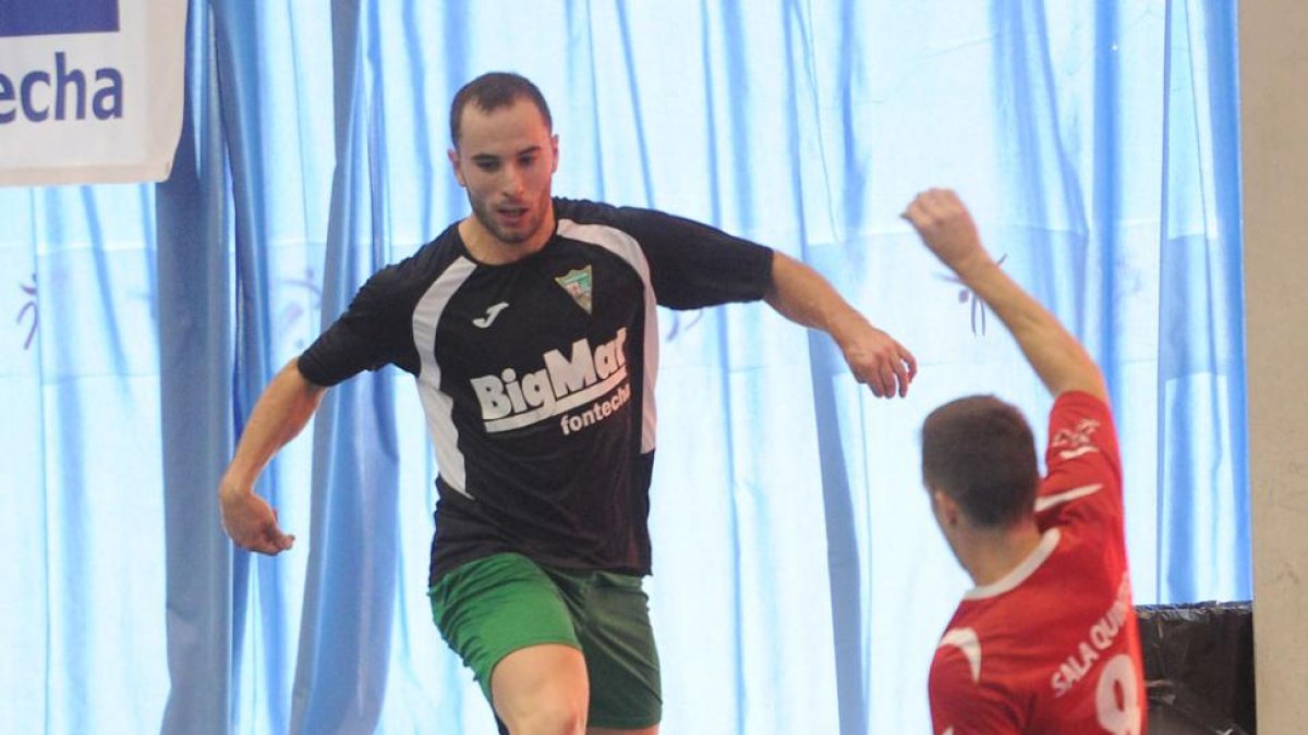 Imagen del encuentro que jugó el BigMat Fontecha ante el Sala Quinto.-ISRAEL L. MURILLO