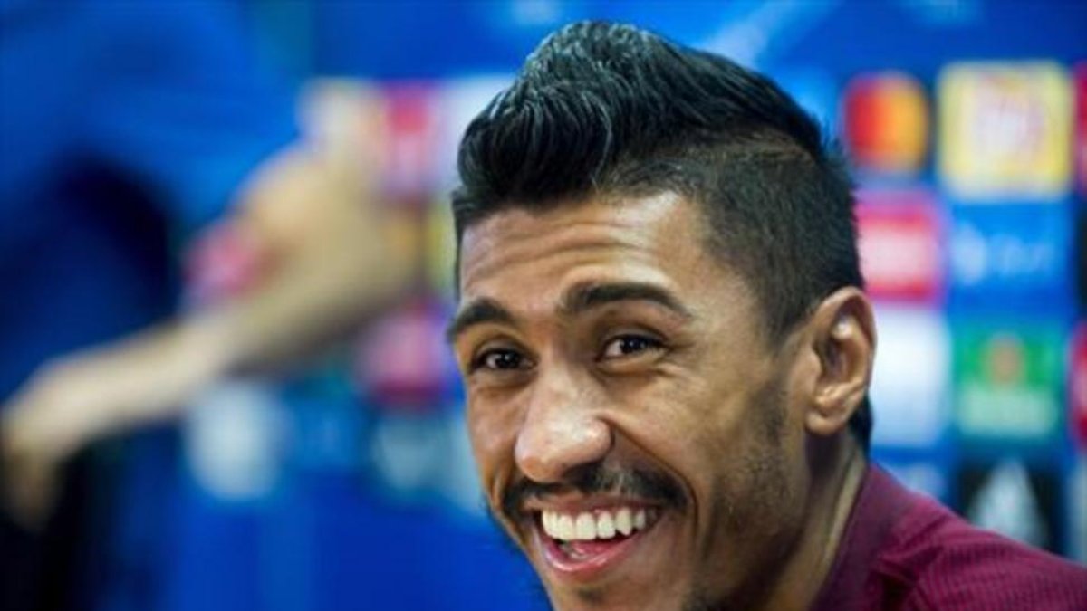 Paulinho, durante una rueda de prensa.-JORDI COTRINA