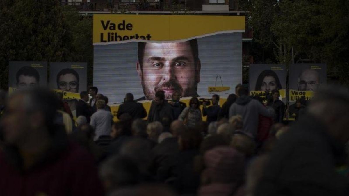 Acto de ERC en la campaña de las elecciones generales, el pasado 26 de abril en Barcelona.-EMILIO MORENATTI AP