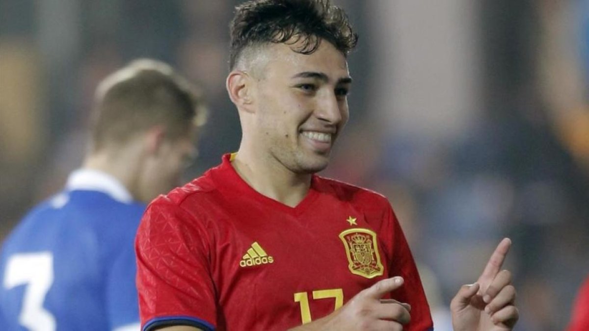 Munir celebra uno de sus dos goles ante Estonia.-EFE / LAVANDEIRA JR