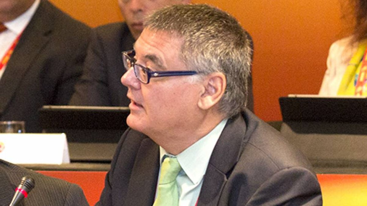 Francisco Roca, presidente ejecutivo de la ACB, durante una intervención.-FEB
