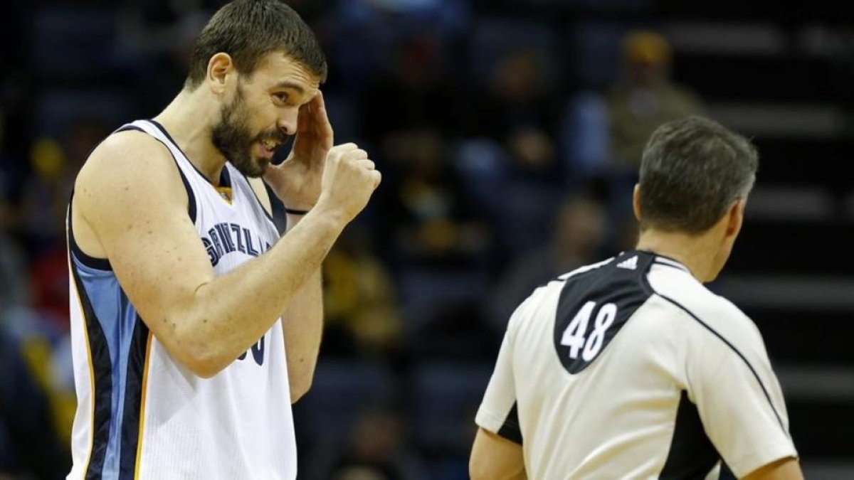 Marc Gasol fue el artífice de una remontada agónica en el último cuarto ante los Magic.-EFE / MIKE BROWN