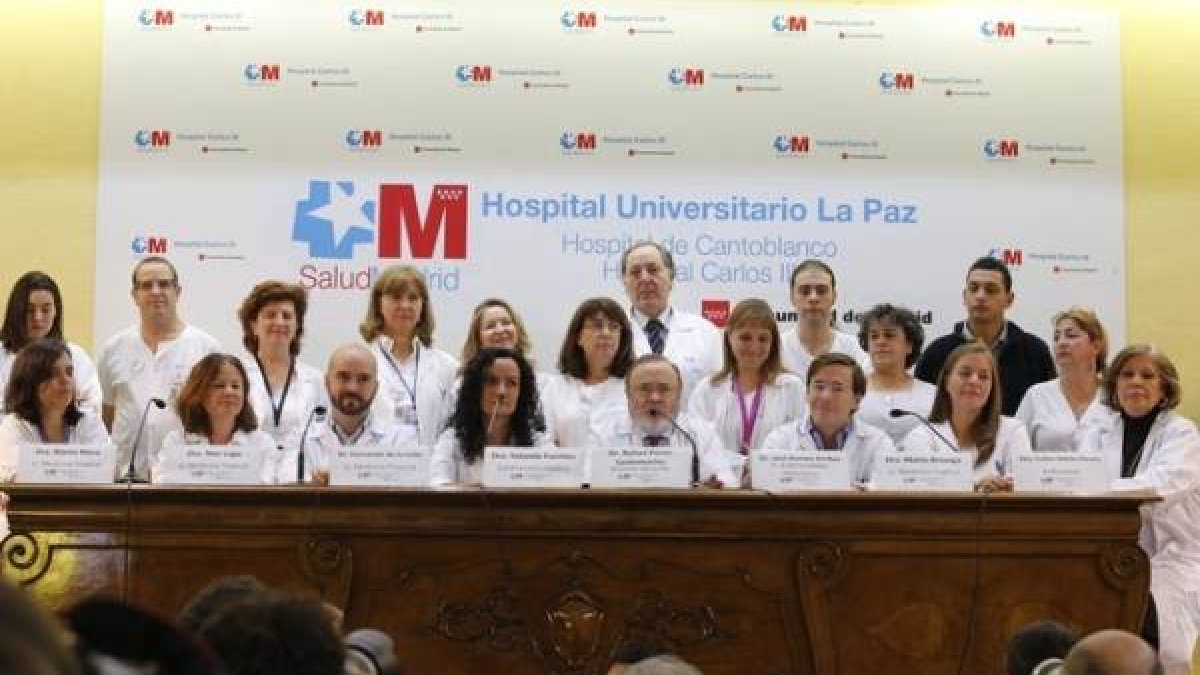 Rueda de prensa de los médicos que han atendido a Teresa Romero.-Foto: JUAN MANUEL PRATS