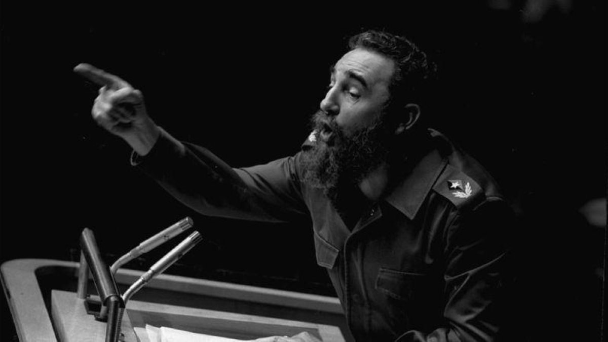 Fidel Castro en la Asamblea General de la ONU, en octubre de 1979.-AP / MARTY LEDERHANDLER