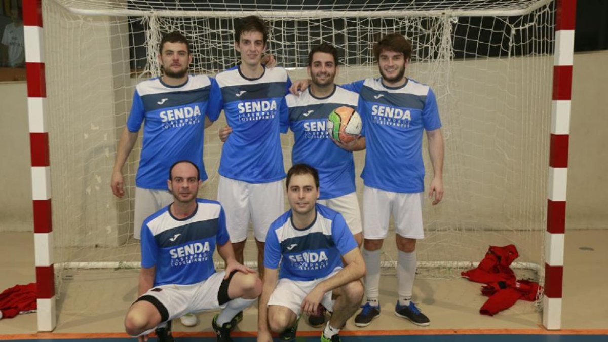 Plantilla del equipo La Senda de Los Elefantes que milita en el Grupo A del torneo-Raúl G. Ochoa