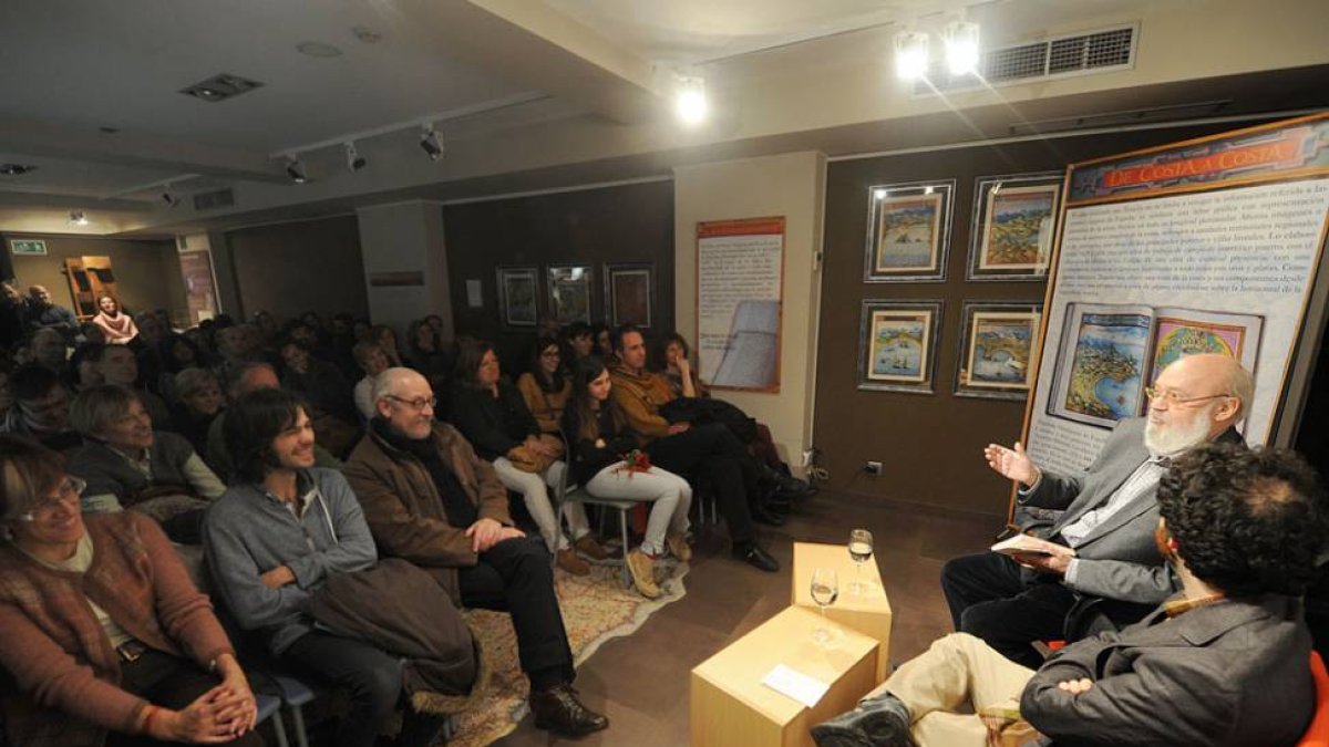 La programación cultural es uno de los atractivos del museo con aforos completos, como el de José Luis Cuerda.-Israel L. Murillo