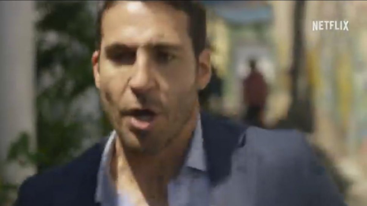 Miguel Ángel Silvestre, en el tráiler de la tercera temporada de Narcos.-NETFLIX