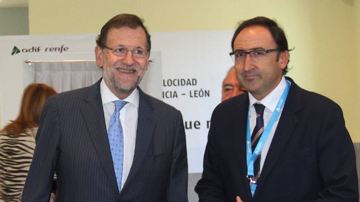 El Presidente del Gobierno, Mariano Rajoy, acompañado del alcalde de Palencia, Alfonso Polanco-Ical