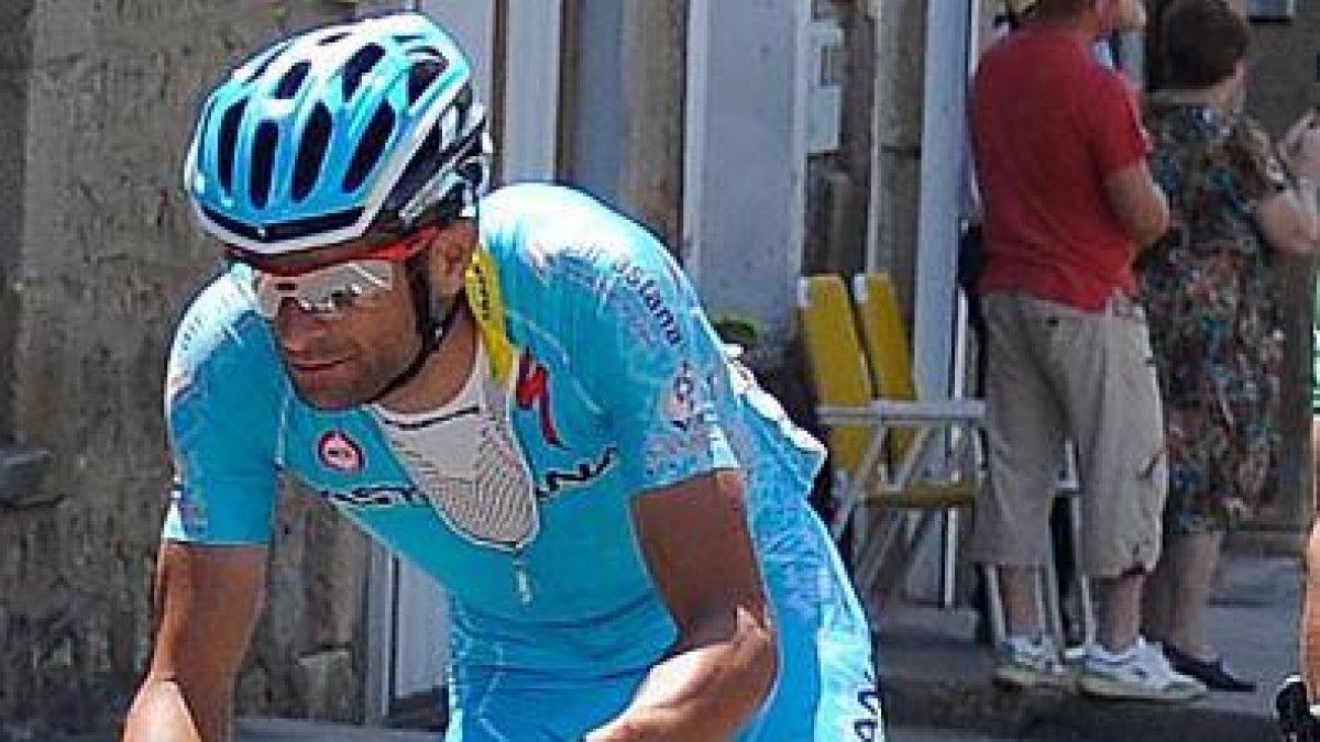 Michele Scarponi en la pasada Vuelta a Burgos.-RICARDO ORDÓÑEZ