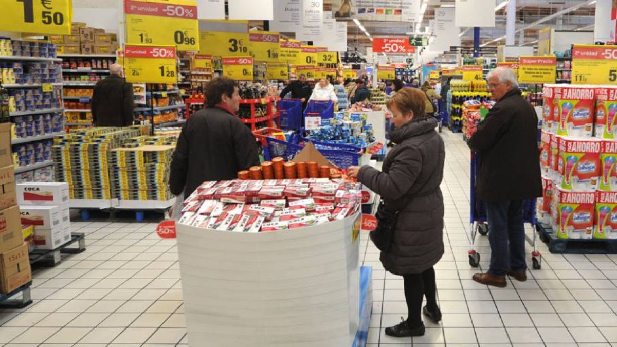 El IVA genera el 56% del total de la recaudación total en la provincia-ISRAEL L. MURILLO