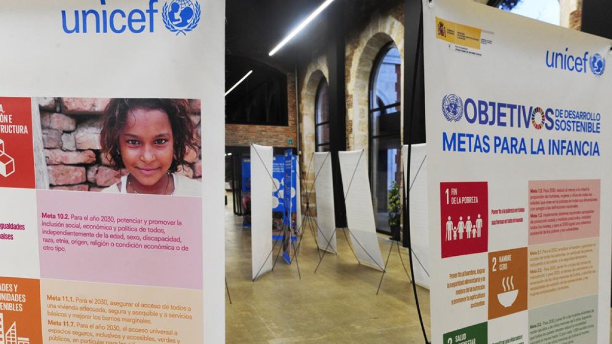 La exposición se puede visitar en La Estación.-ISRAEL L. MURILLO