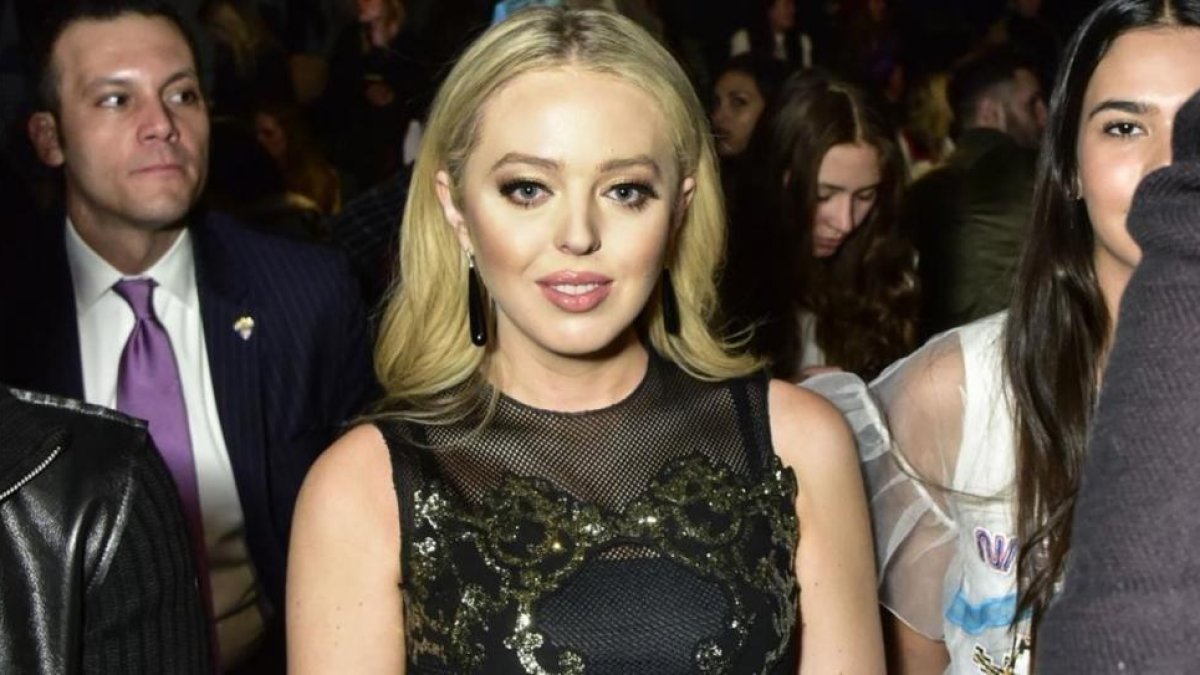 Tiffany Trump, en un desfile, ayer, en la semana de la moda de Nueva York.-EUGENE GOLOGURSKY