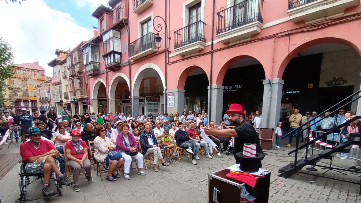 La magia ha sido protagonista en unas fiestas con mucha música pero sin toros