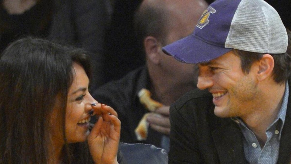 Mila Kunis y Ashton Kutcher, en el 2014.-AP / MARK J. TERRILL