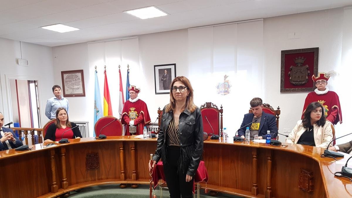 Raquel González, tras tomar posesión como alcaldesa.-L. V.