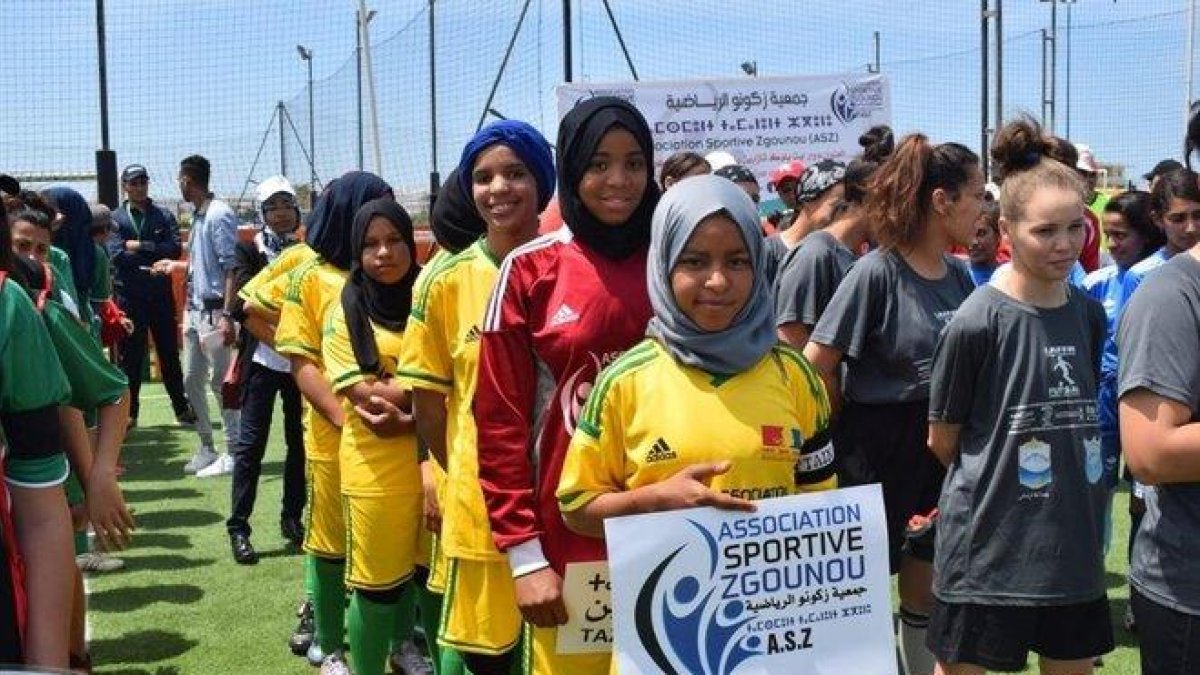 Equipo femenino de fútbol en Marruecos.-BEATRIZ MESA
