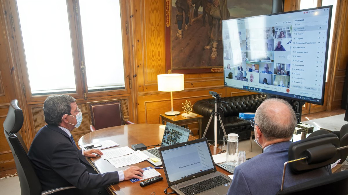 César Rico, durante el Pleno de Diputación. SANTI OTERO