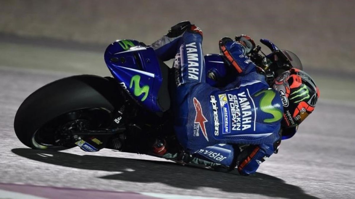 Maverick Viñales (Yamaha) dominó ayer el segundo día de test en Doha (Catar).-