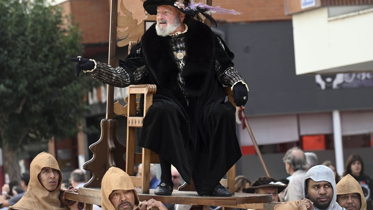 Miles de turistas acudieron a celebrar esta fiesta popular, declarada este año de Interés Turístico Regional. ICAL