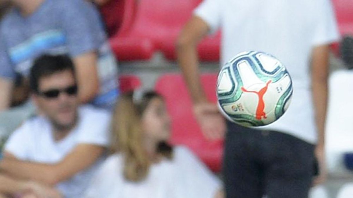 Lance del partido disputado ayer en Los Pajaritos.-LALIGA
