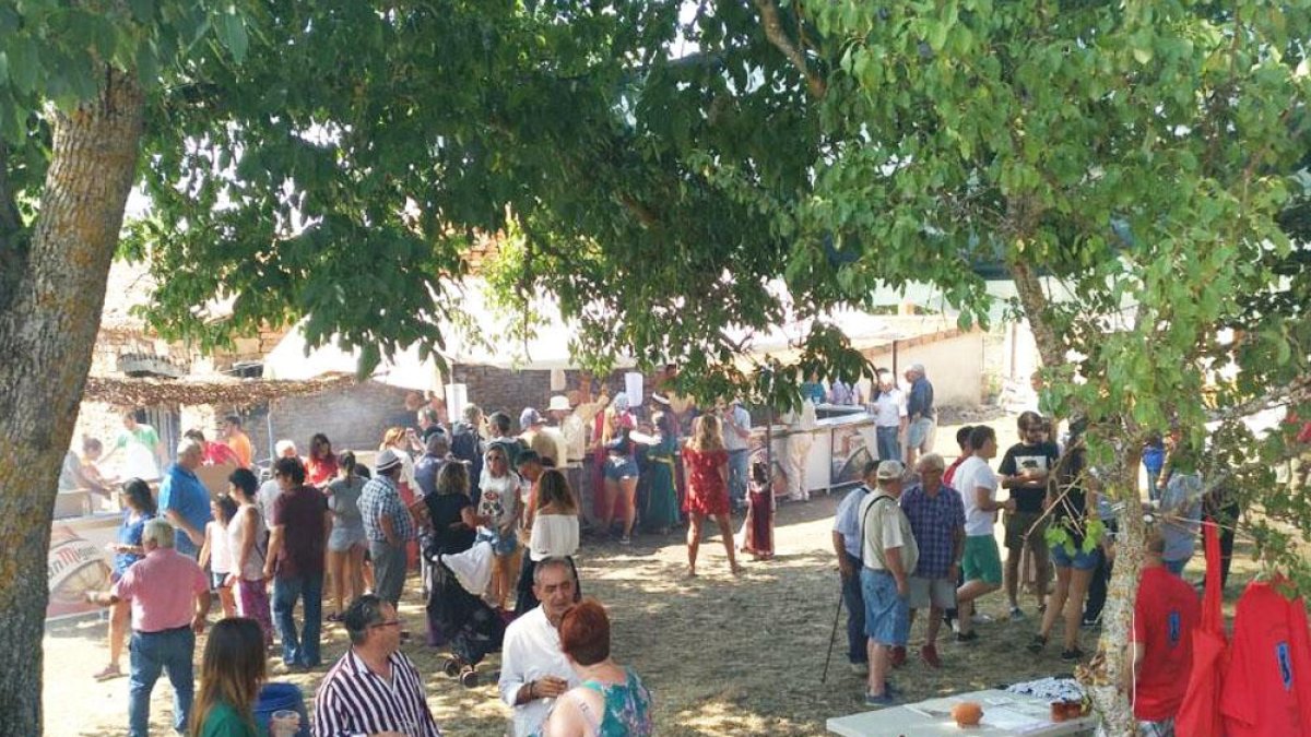El evento se convirtió en una amena cita para público de toda edad.-ECB