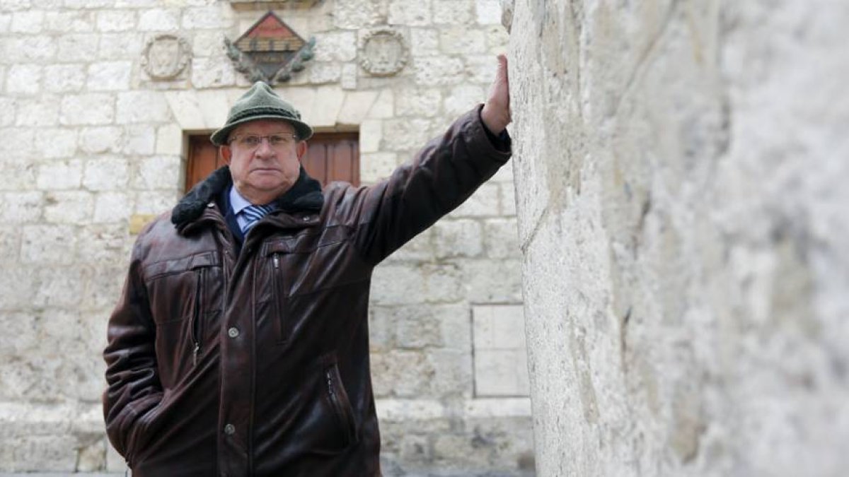 El presidente del Orfeón Burgalés Emilio Miguel Amo-Raúl G Ochoa
