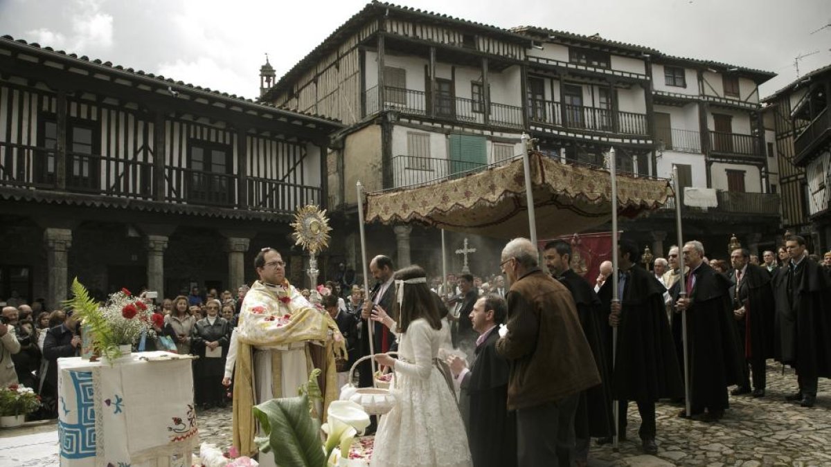 Corpus Christi en La Alberca es fiesta de Interés Turístico Regional.-ICAL