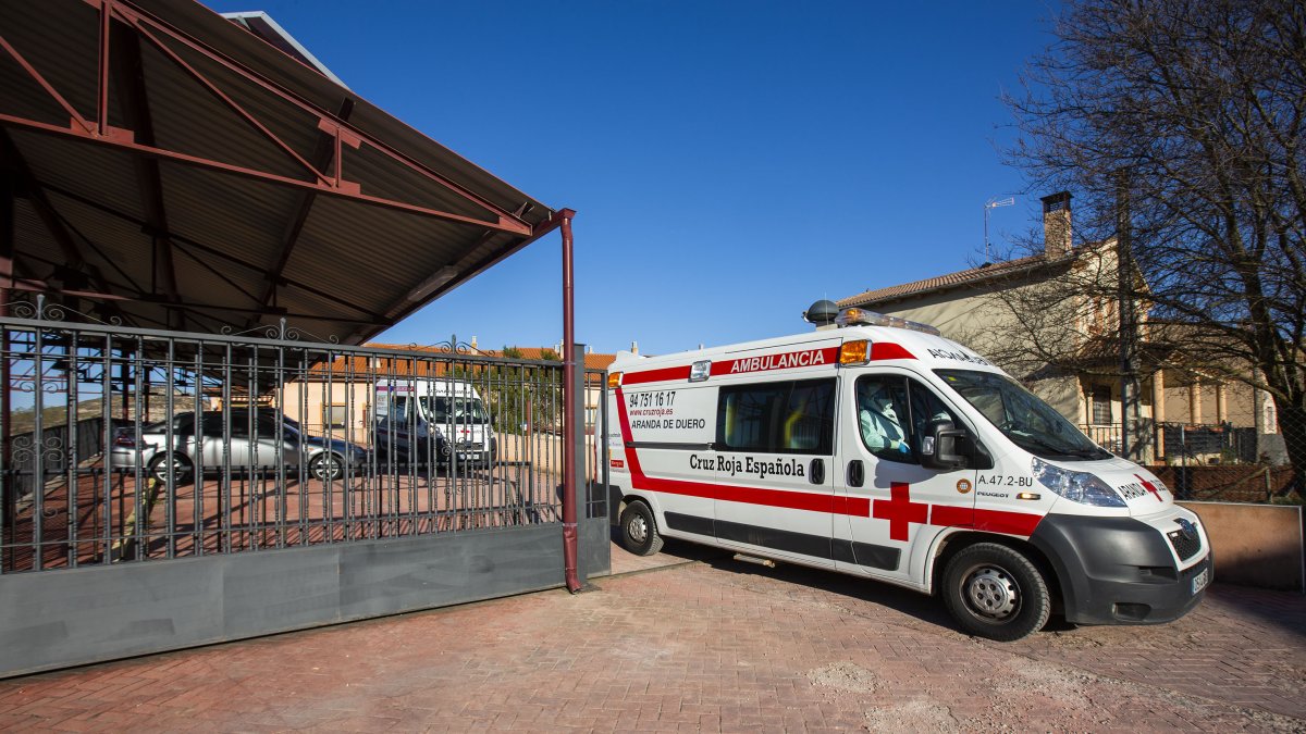 31 pacientes de la residencia tuvieron que ser reubicados en otros centros asistenciales para la tercera edad de la Comunidad. PACO SANTAMARÍA