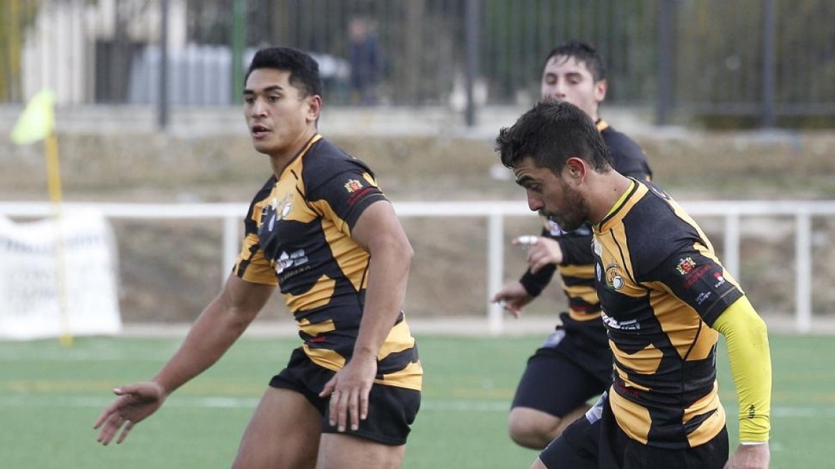 Rocamán pone en juego el oval durante un partido.-SANTI OTERO
