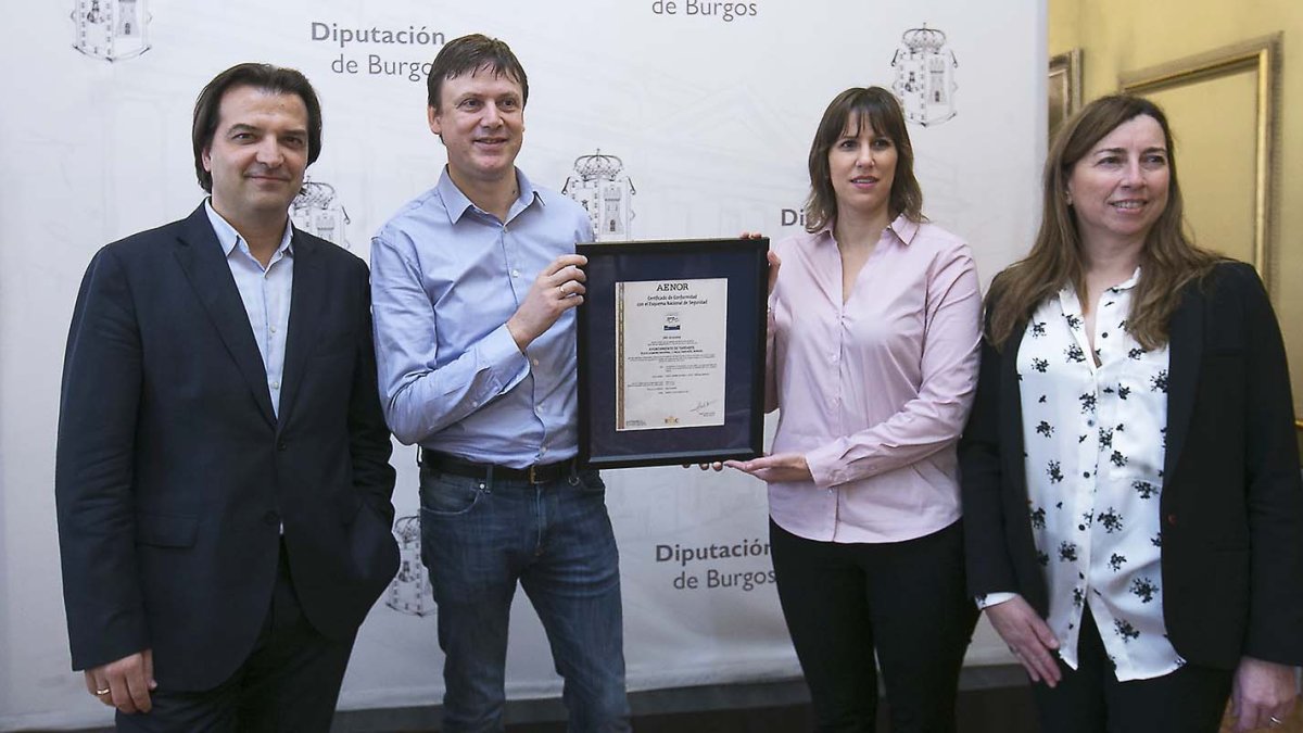 Tardajos protege los datos electrónicos del Consistorio. RAÚL G. OCHOA