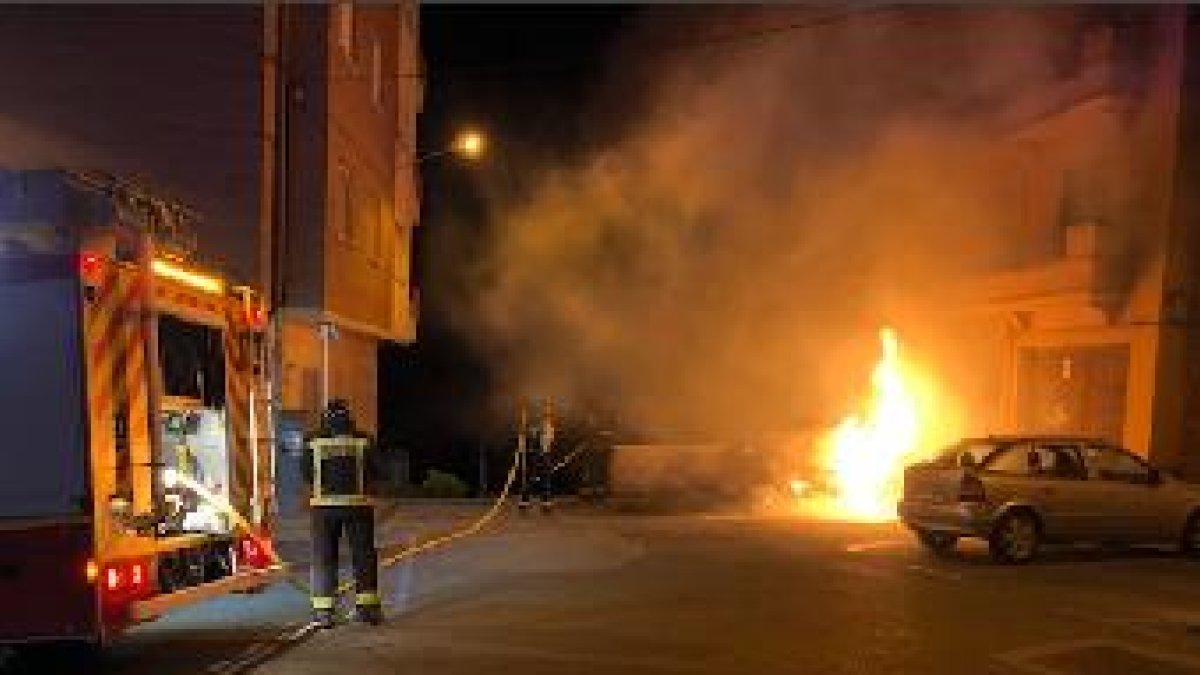 La Policía busca a los culpables. Fotos cedidas por Policía Local.
