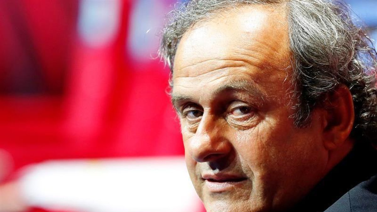 Michel Platini en una foto de archivo.-EFE/ SEBASTIEN NOGIER
